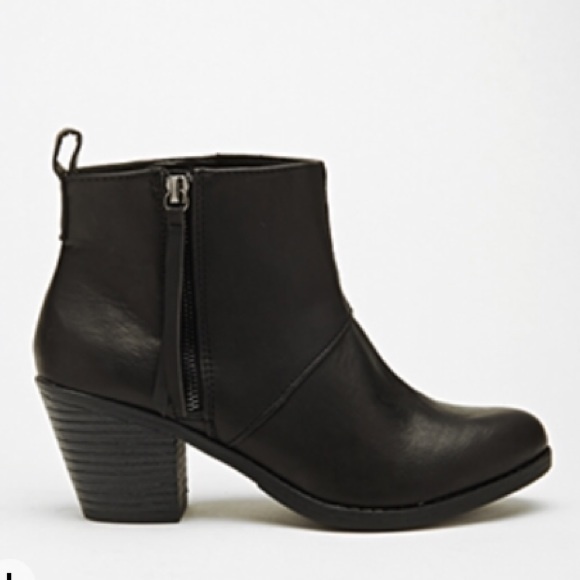 Forever 21 ankle booties