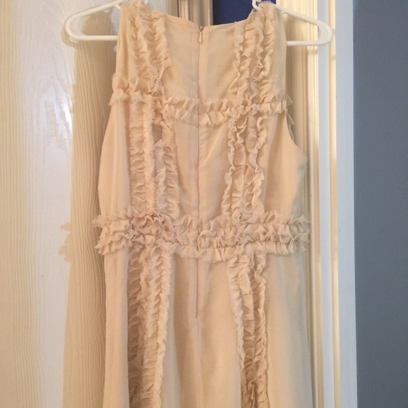 Dress - Picture 3 of 4