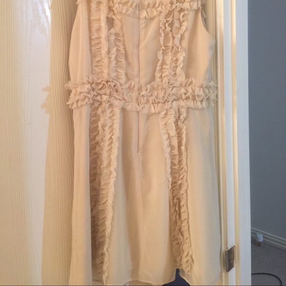 Dress - Picture 4 of 4