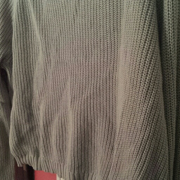 Mossimo Supply Co. Grey crop top sweater - Picture 3 of 3