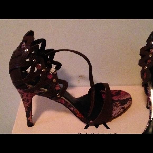 Pink/brown heels
