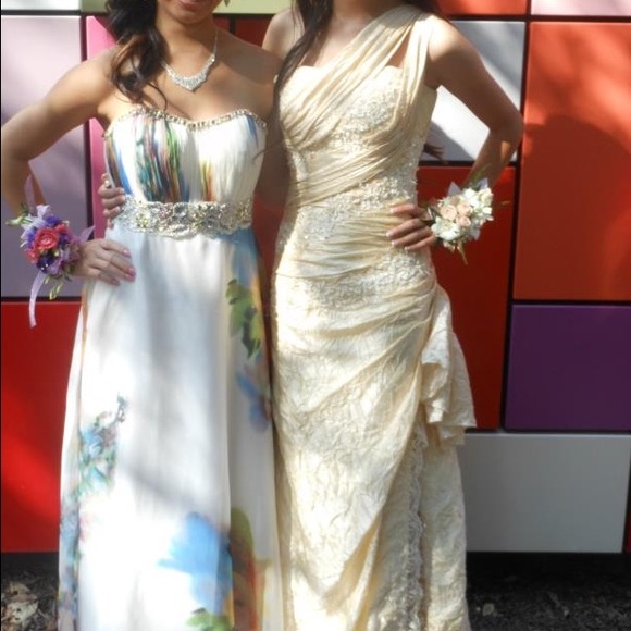 PROM DRESS - Picture 2 of 2