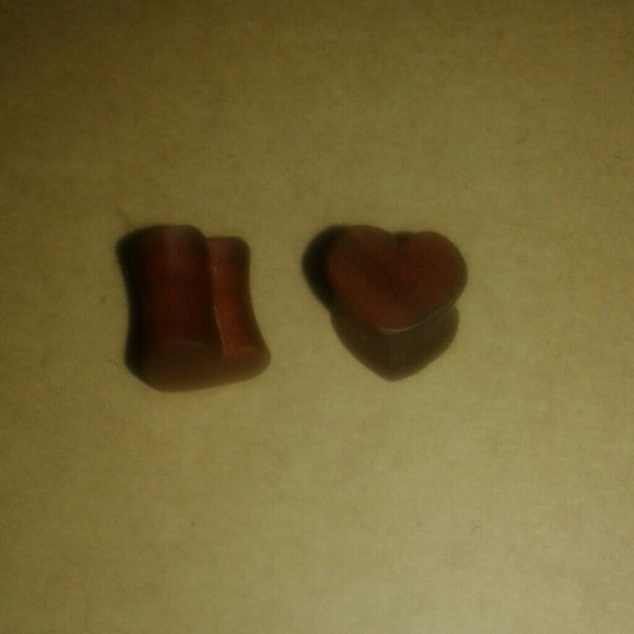 Cherry wood heat shaped 00 plugs