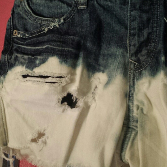 Custom Bleach ripped jean shorts - Picture 3 of 3