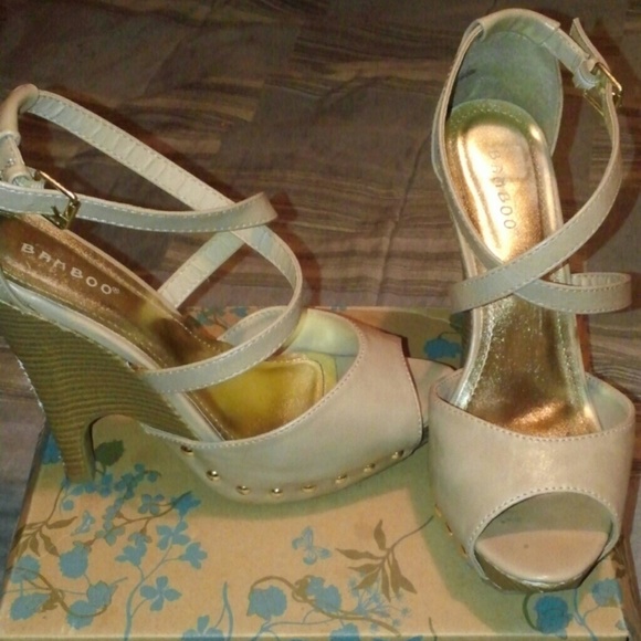 🚫SOLD🚫Wedge sandal