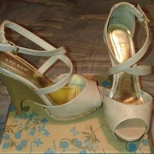 🚫SOLD🚫Wedge sandal