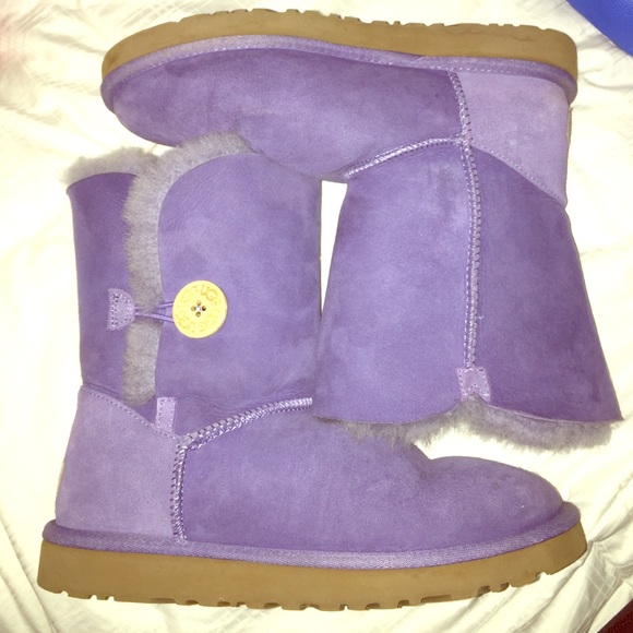 UGG Shoes - SOLD!! Dark blue/purple Ugg boots size 8