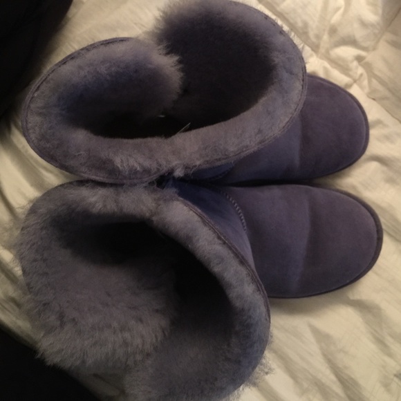 SOLD!! Dark blue/purple Ugg boots size 8 - Picture 4 of 4