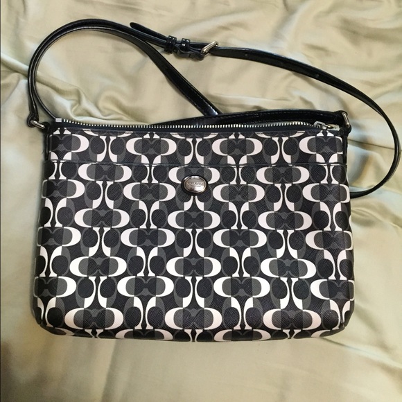 NWOT Authentic Coach Crossbody💕