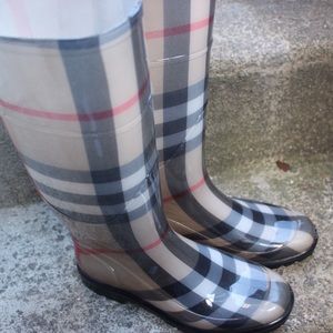 Burberry Rainboots