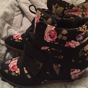 Floral sneaker wedges