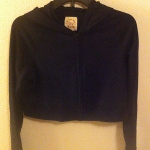 black zip up crop hoodie