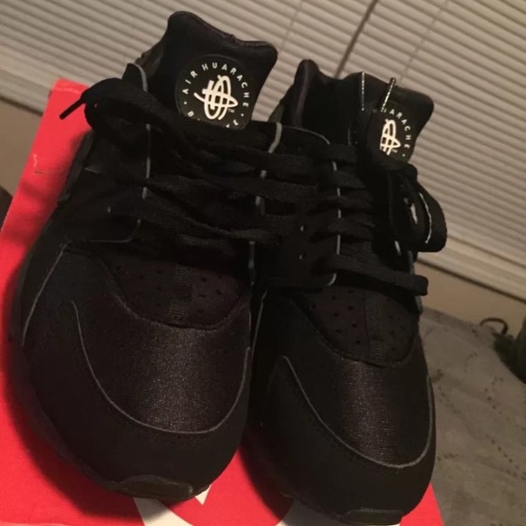 Nike Haurache Triple Black