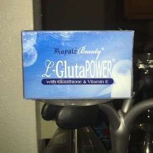 Royale L-gluta Power glutathione soap.