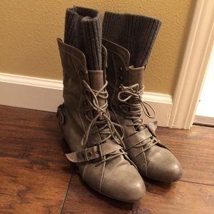 Steve Madden grey boots