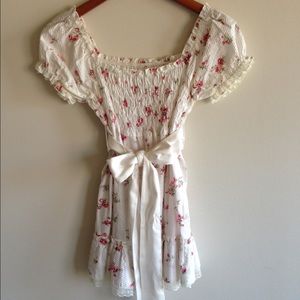 Pretty Top with Flower Print