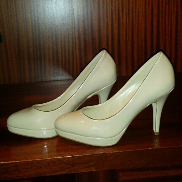 Aldo Nude Kitten Pumps (Comfy for Office)