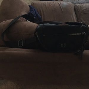 Lululemon festival bag