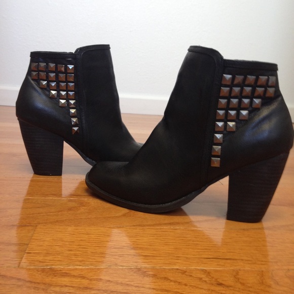NWOT never worn black studded zip up booties