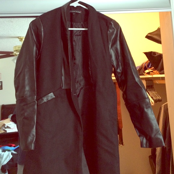 Long sleeve black jacket