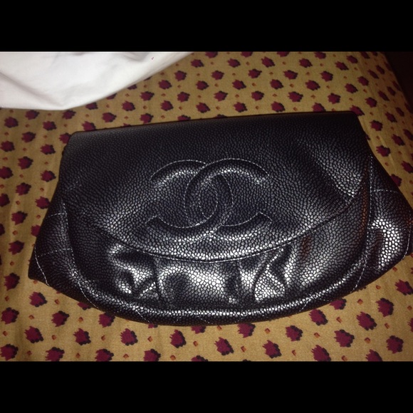 Chanel halfmoon crossbody bag - Picture 1 of 1