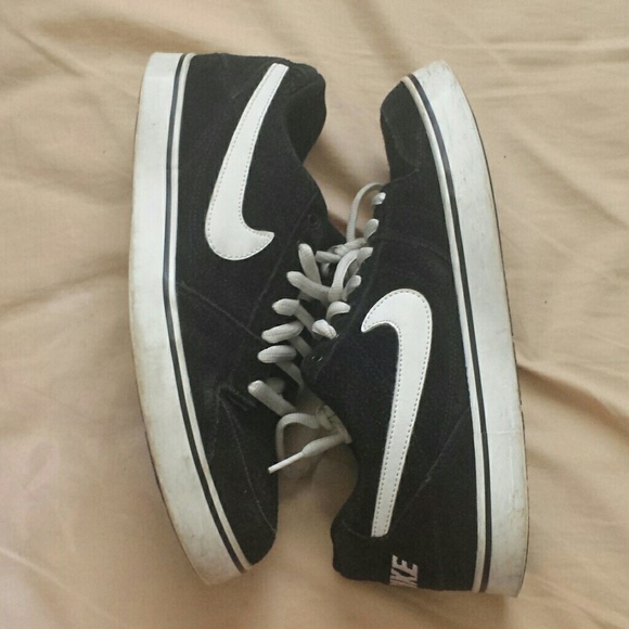 Black/White Nikes