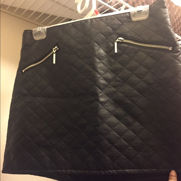 Faux leather quilted skirt
