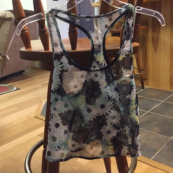 Bethany Mota crop tank