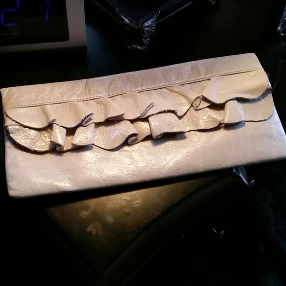 Clutch handbag