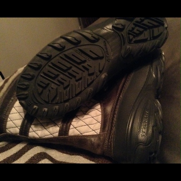 Columbia Omniheat Women's Boots, size 6. - Picture 3 of 3