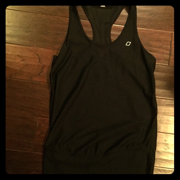 Lorna Jane/shorts/tee bundle