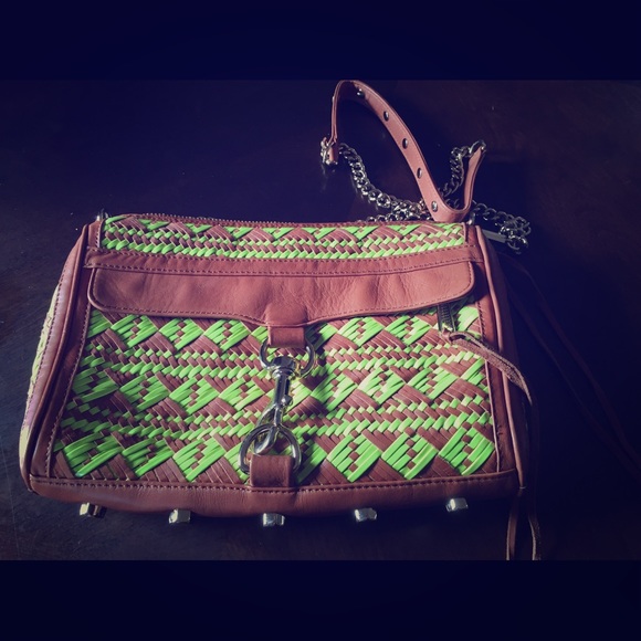 Crossbody bag great for the spring and summer time