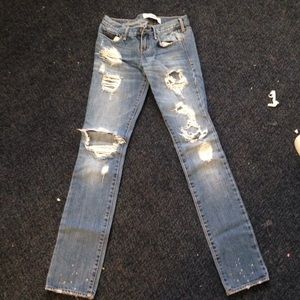 Hollister Skinny Distressed Jean