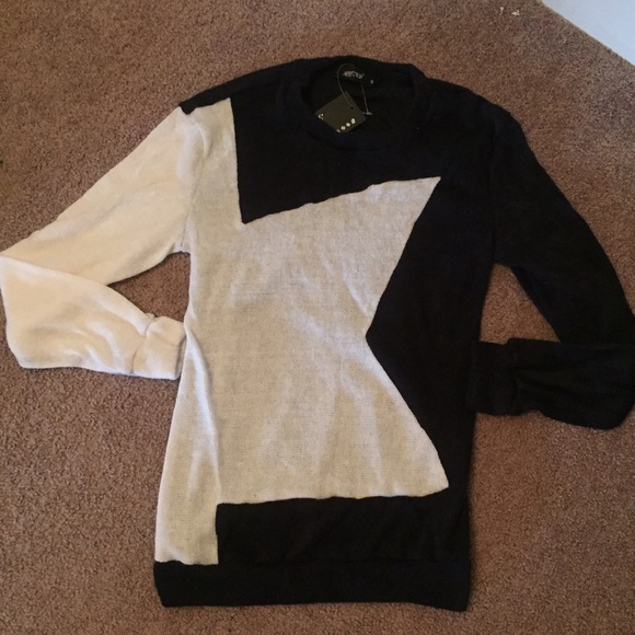 White and dark blue sweater (FOR MEN)