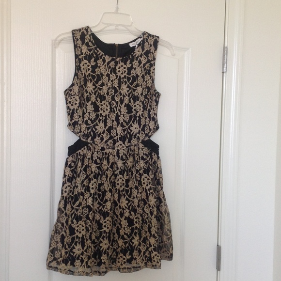 Blu Pepper Dresses & Skirts - NWT open waist dress - S