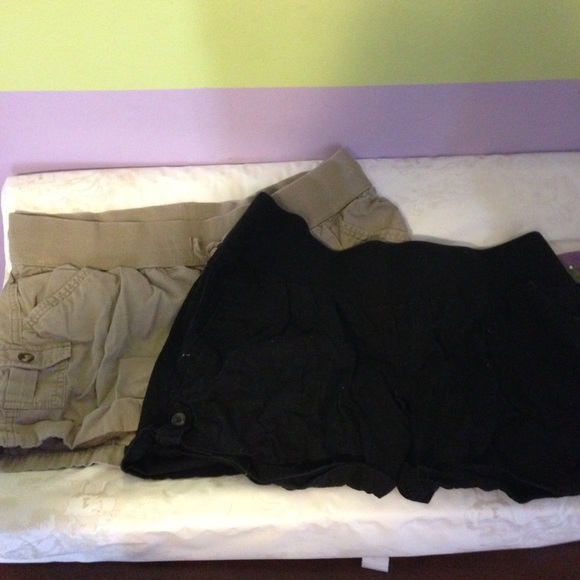 2 maternity shorts