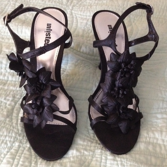 Black heels