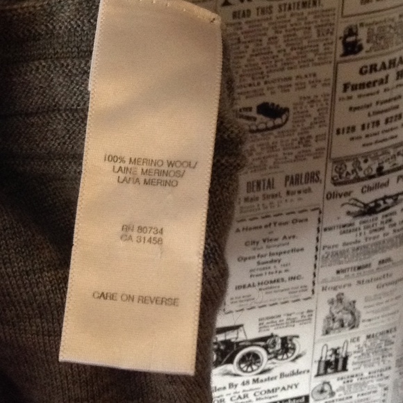 BCBGMaxAzria sweater dress - Picture 3 of 4