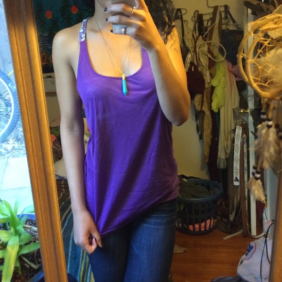 🚫🚫sold🚫🚫Purple lace back tank - Picture 2 of 3