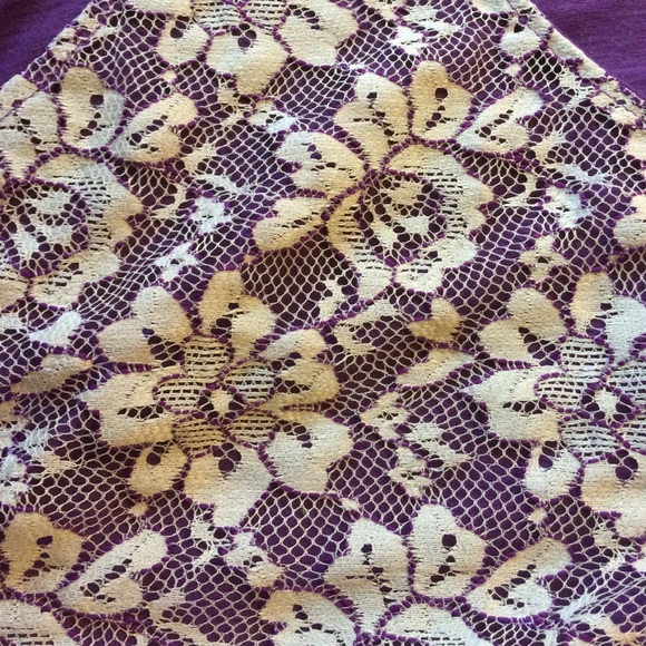 🚫🚫sold🚫🚫Purple lace back tank - Picture 3 of 3