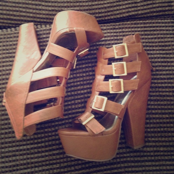 Camel Platform sandals