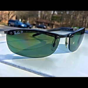 Unisex Ray Ban : Green Carbon Fibre CL  RB8305
