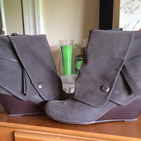 Grey suede wedges size 7 1/2
