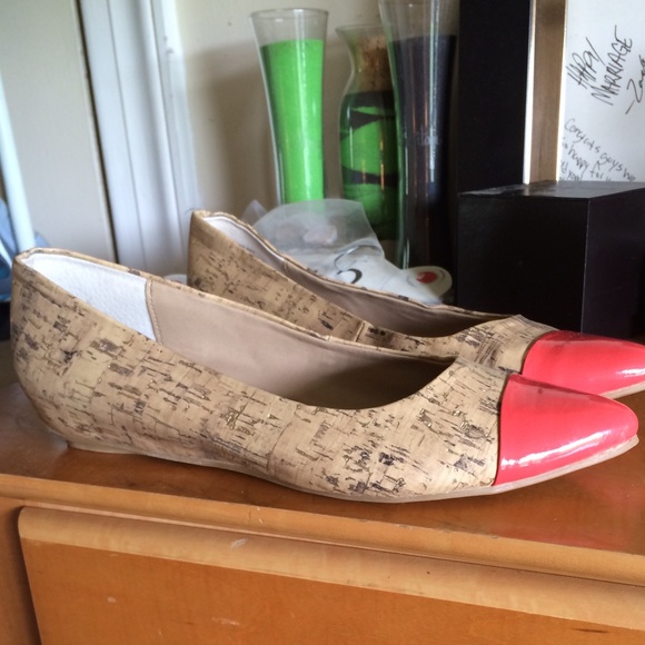 Kenneth Cole Reaction flats, size 7 1/2