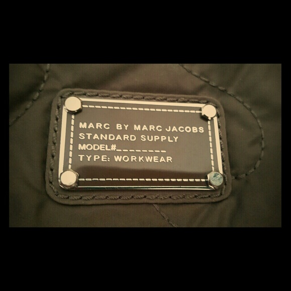Marc By Marc Jacobs crossover purse
