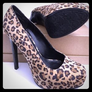 Kardashian Kollection Cheetah Pumps