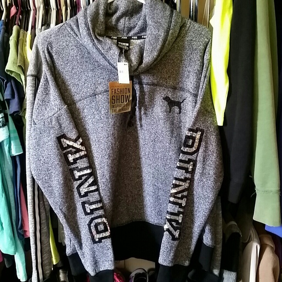 Fashionshow sequin cowlneck !!!