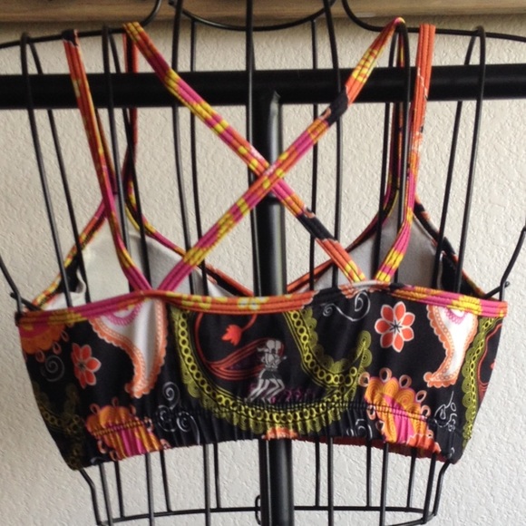 RunningSkirts.com Sports Bra - Picture 2 of 4