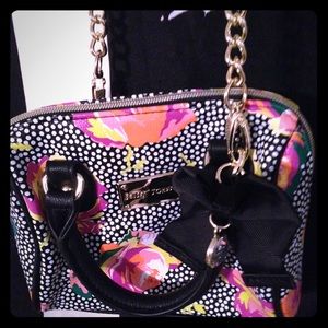 Betsy Johnson cross body purse