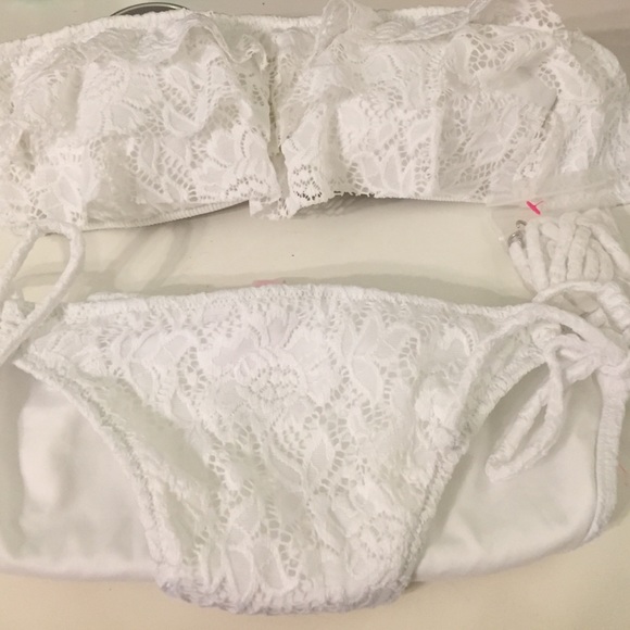 VS lace ruffle bandeau and bottom size small